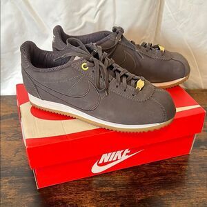 Maria Sharapova x Women's Nike Cortez 'Medium Brown' With Box